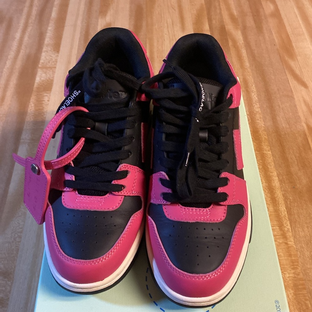Off-White Sneakers in Pink and Black